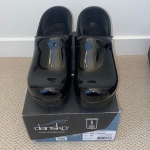 DANSKO professional work shoes BRAND NEW